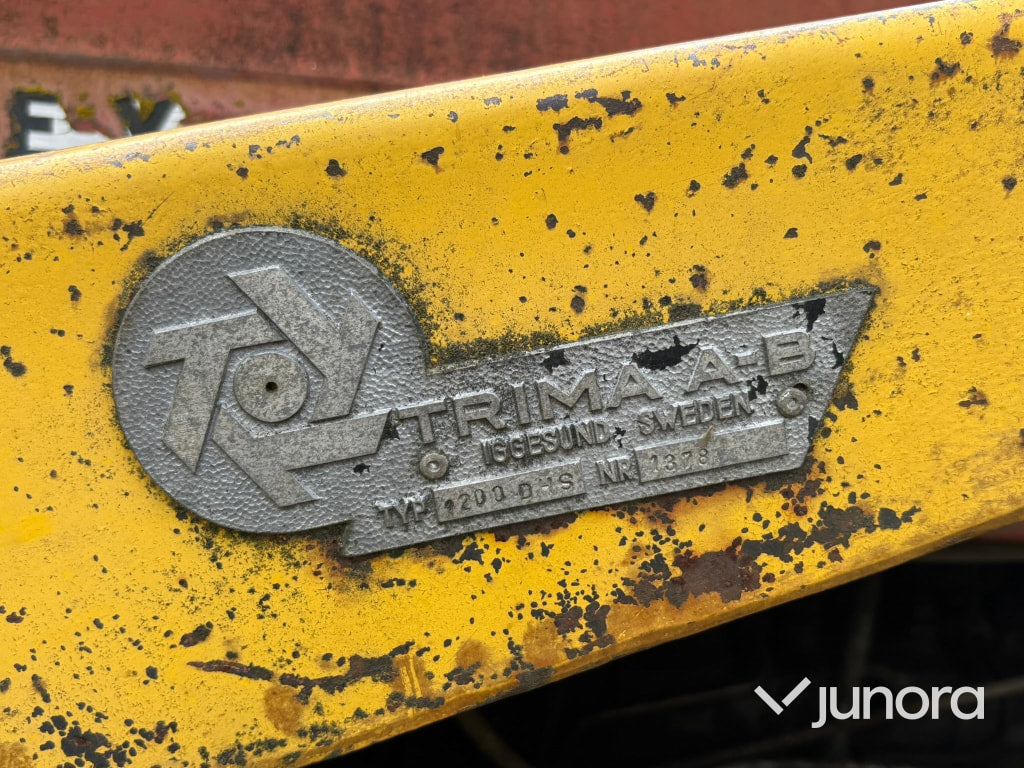 Traktor Massey Ferguson 178 med Frontlastare