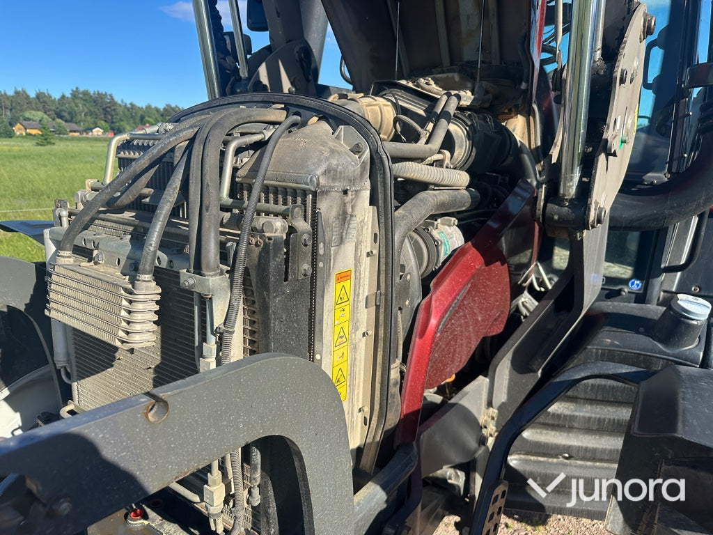 Traktor med lastare - Valtra, N113