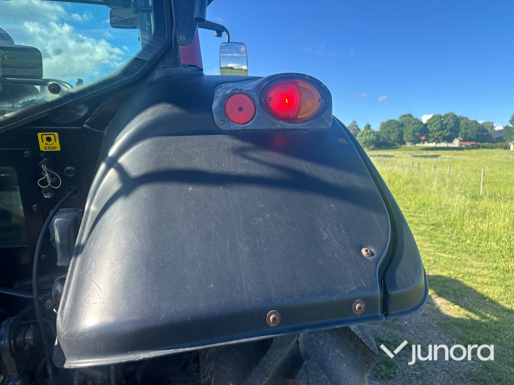 Traktor med lastare - Valtra, N113