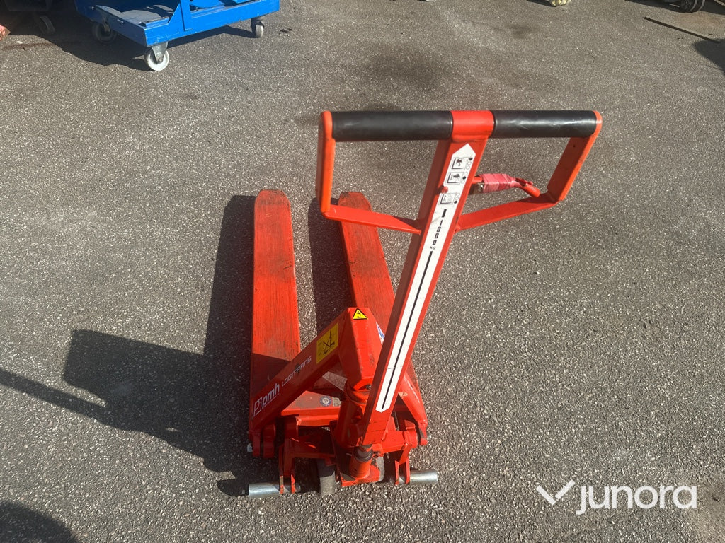 Truck - PMH