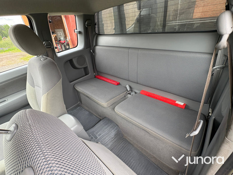 Toyota Hilux X-Cab 4wd