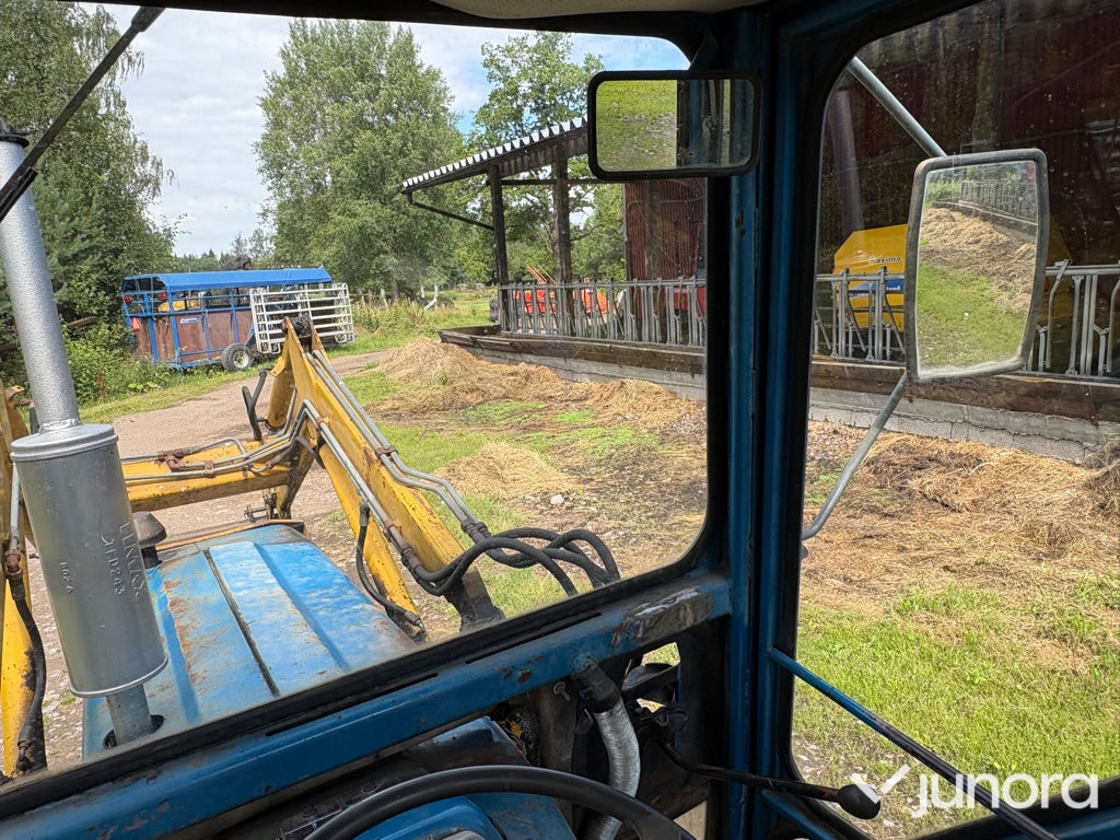 Traktor Ford 5000 med lastare