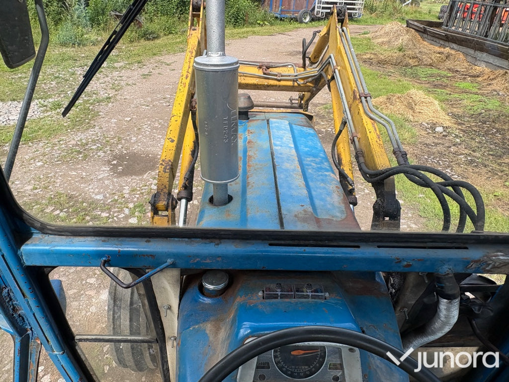 Traktor Ford 5000 med lastare