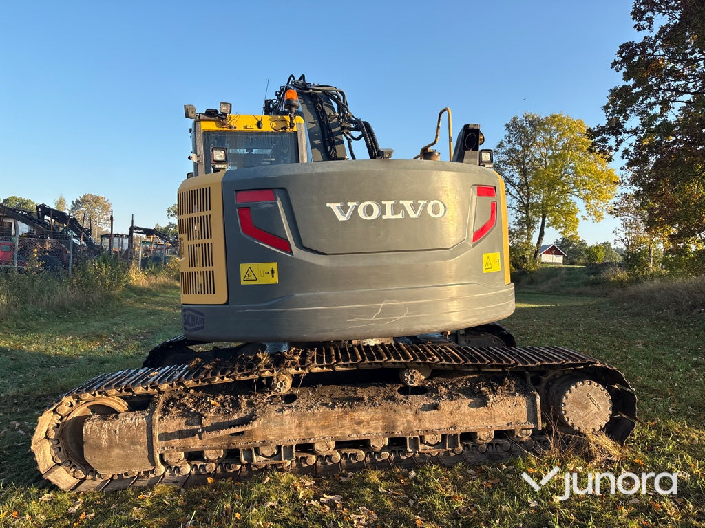 Bandgrävare - Volvo ECR235DL med tiltrotator