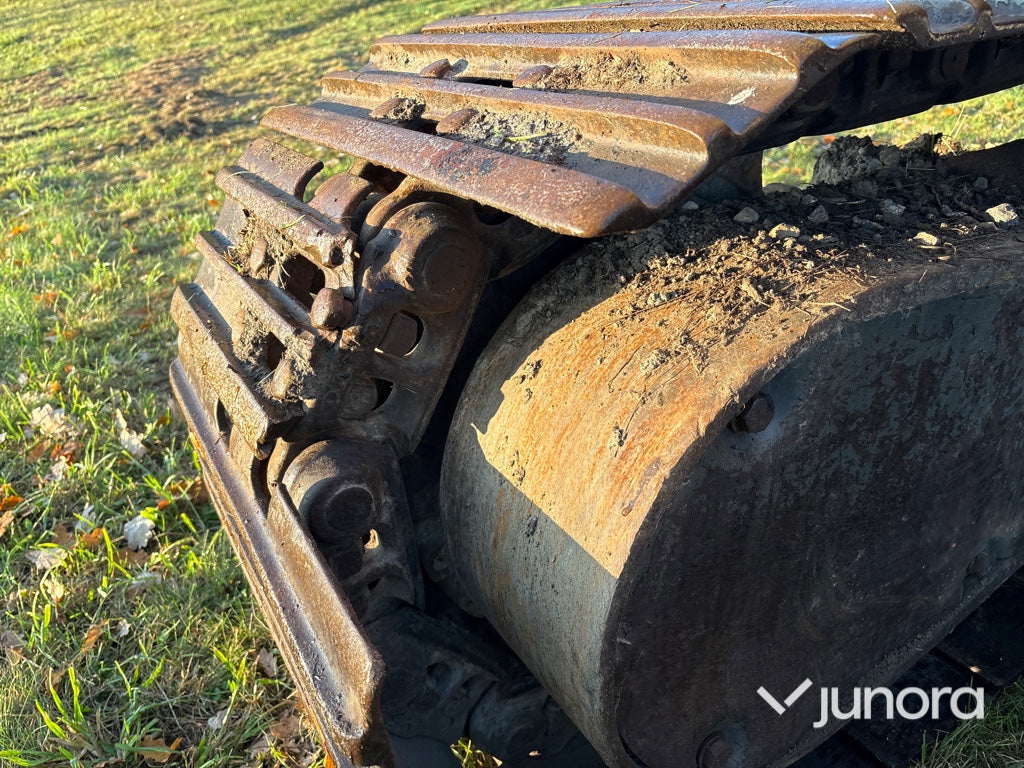 Bandgrävare - Volvo ECR235DL med tiltrotator