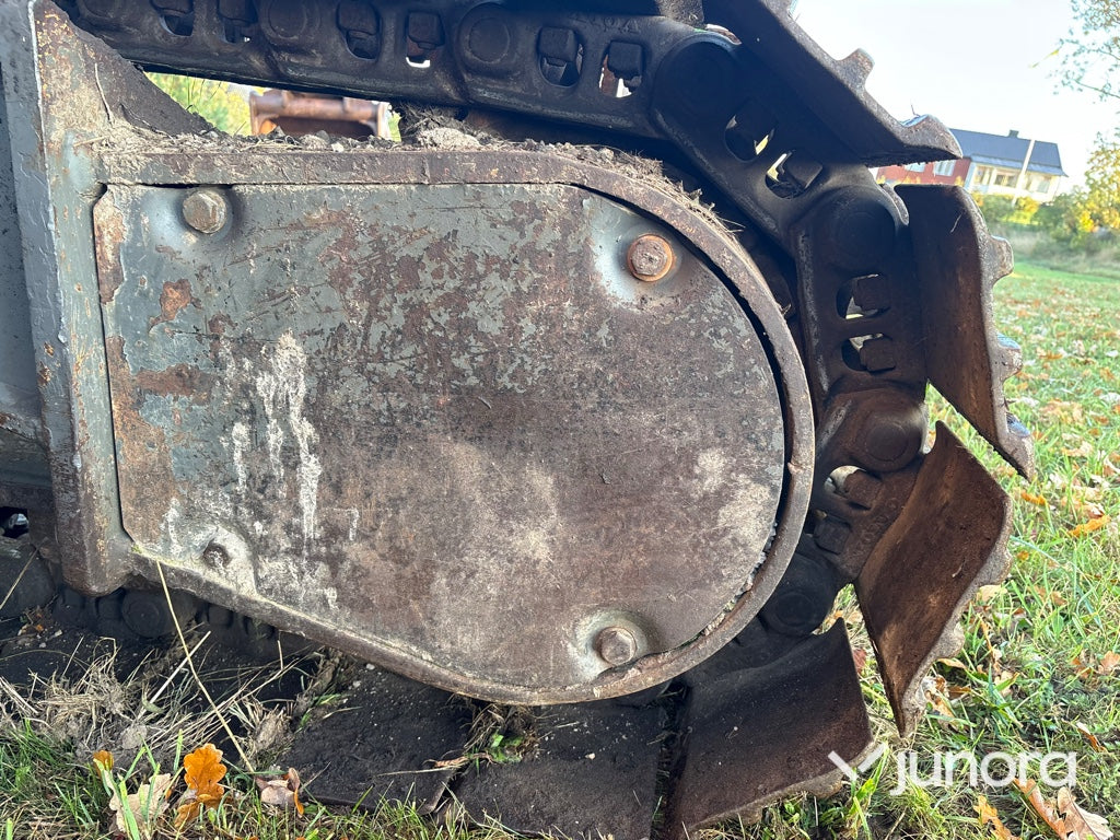 Bandgrävare - Volvo ECR235DL med tiltrotator