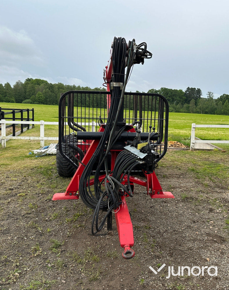 Patu 202 T – Skogsvagn med vinsch