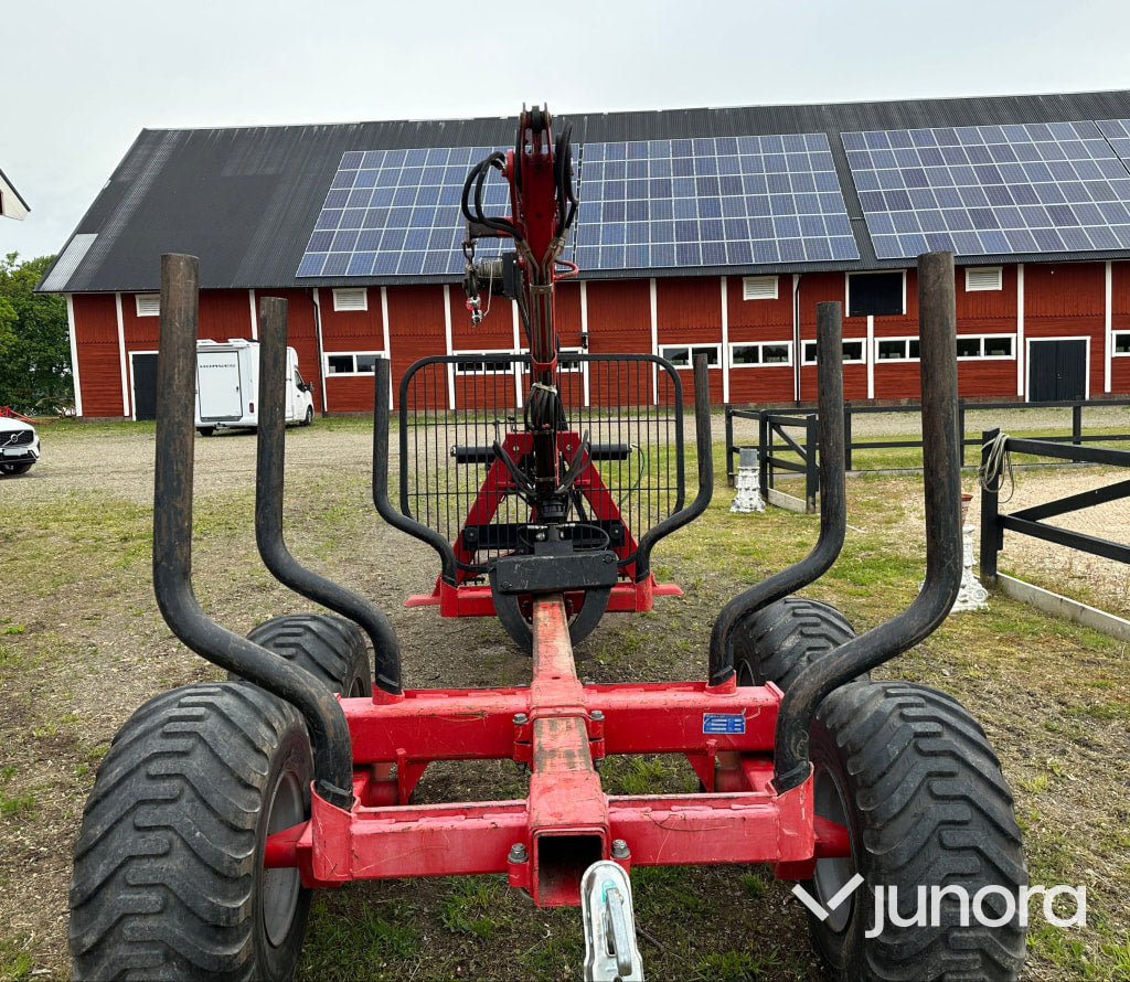 Patu 202 T – Skogsvagn med vinsch