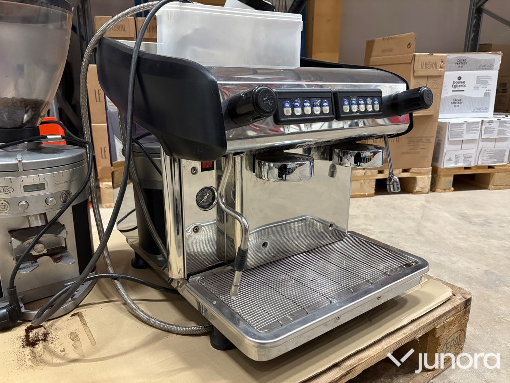 Coffequeen Barista med separat kvarn