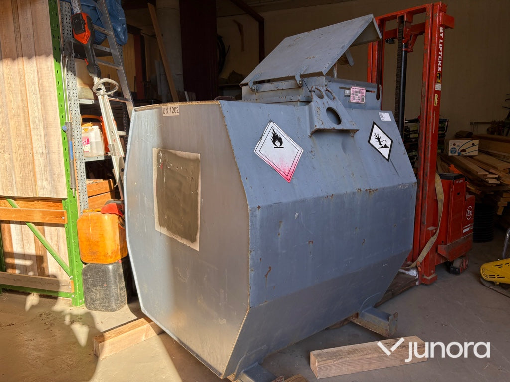 Dieseltank Wikers 1600