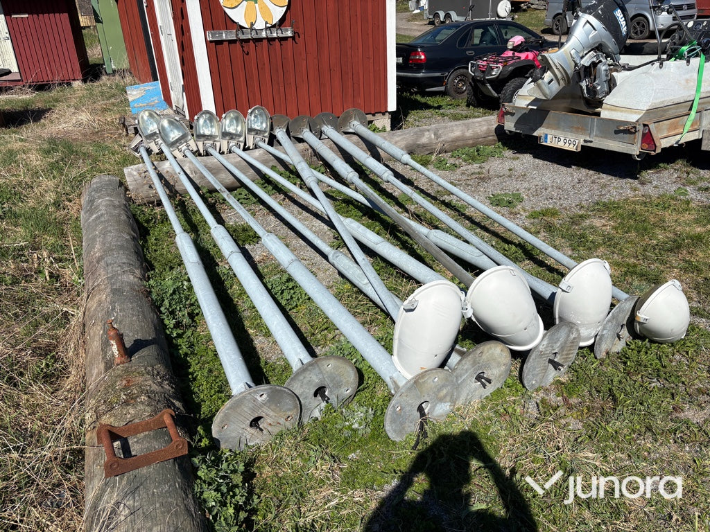Lyktstolpar med armaturer - 8st