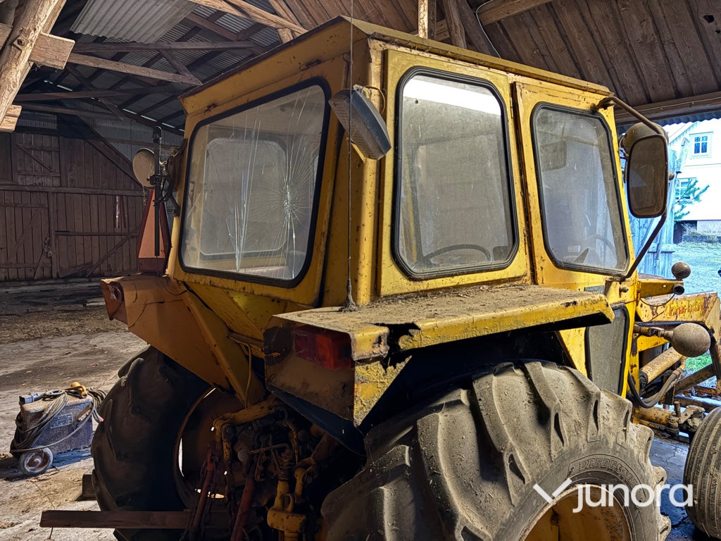 Traktor - Volvo BM 430
