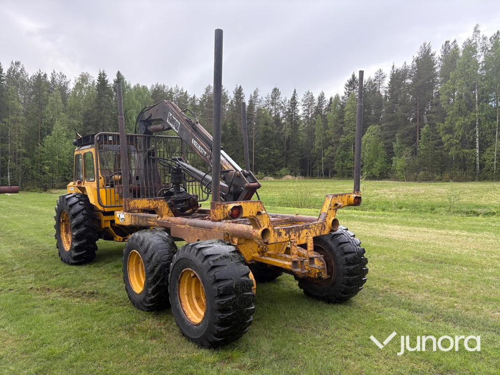 Skogsmaskin - Volvo BM, SM 868