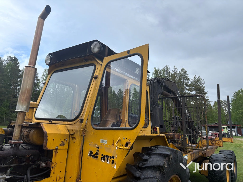 Skogsmaskin - Volvo BM, SM 868