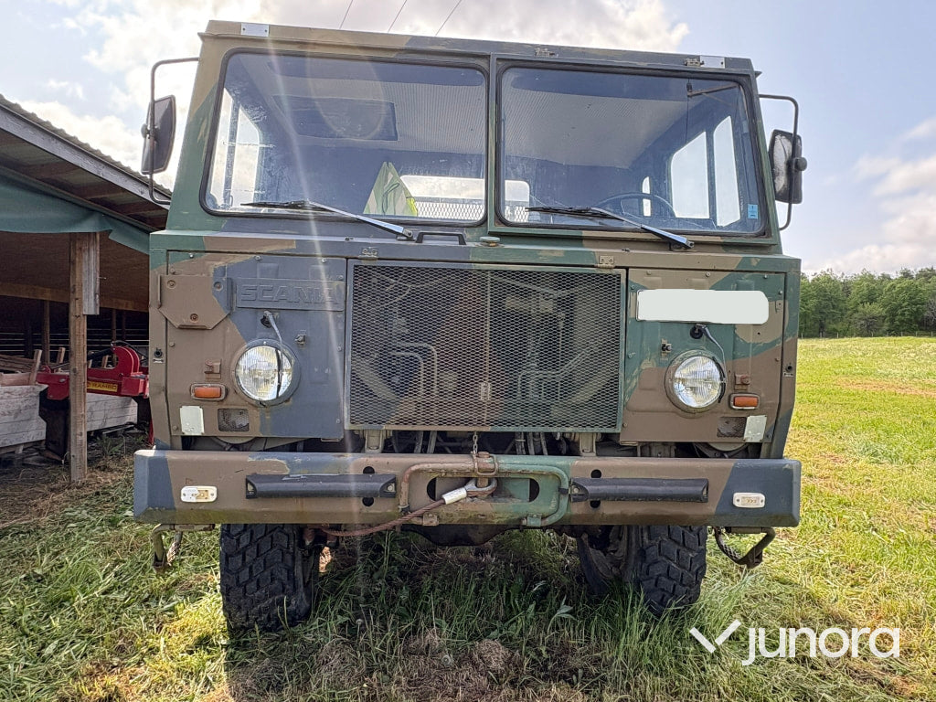 Militär Lastbil Scania SBA