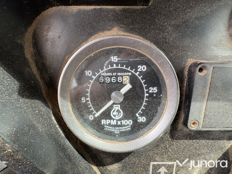 Traktor International 784