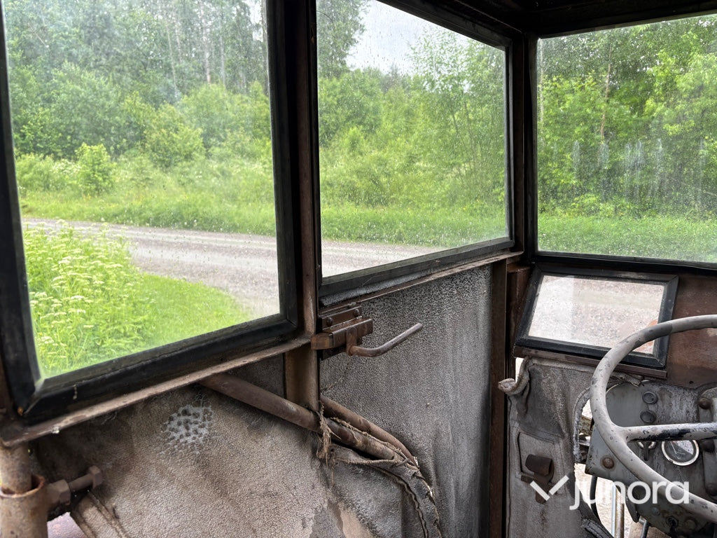 Veterantraktor - Massey Ferguson, TEA 20B, Grålle
