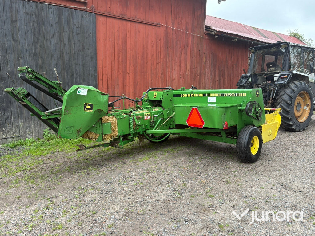 Hårdpress - John Deere, 359, Småbalar