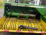 Hårdpress - John Deere 359, småbalar