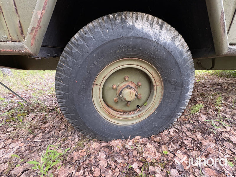 Trupptransport vagn