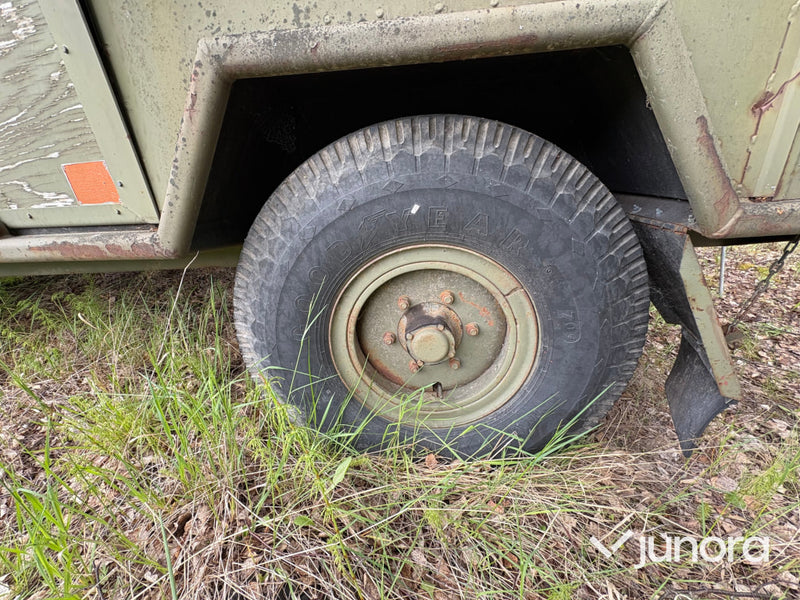 Trupptransport vagn