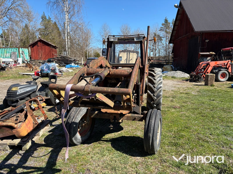 Traktor - Massey Ferguson, 65, Med lastare