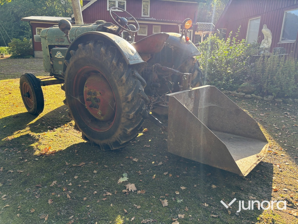 Veterantraktor Volvo BM Victor 230