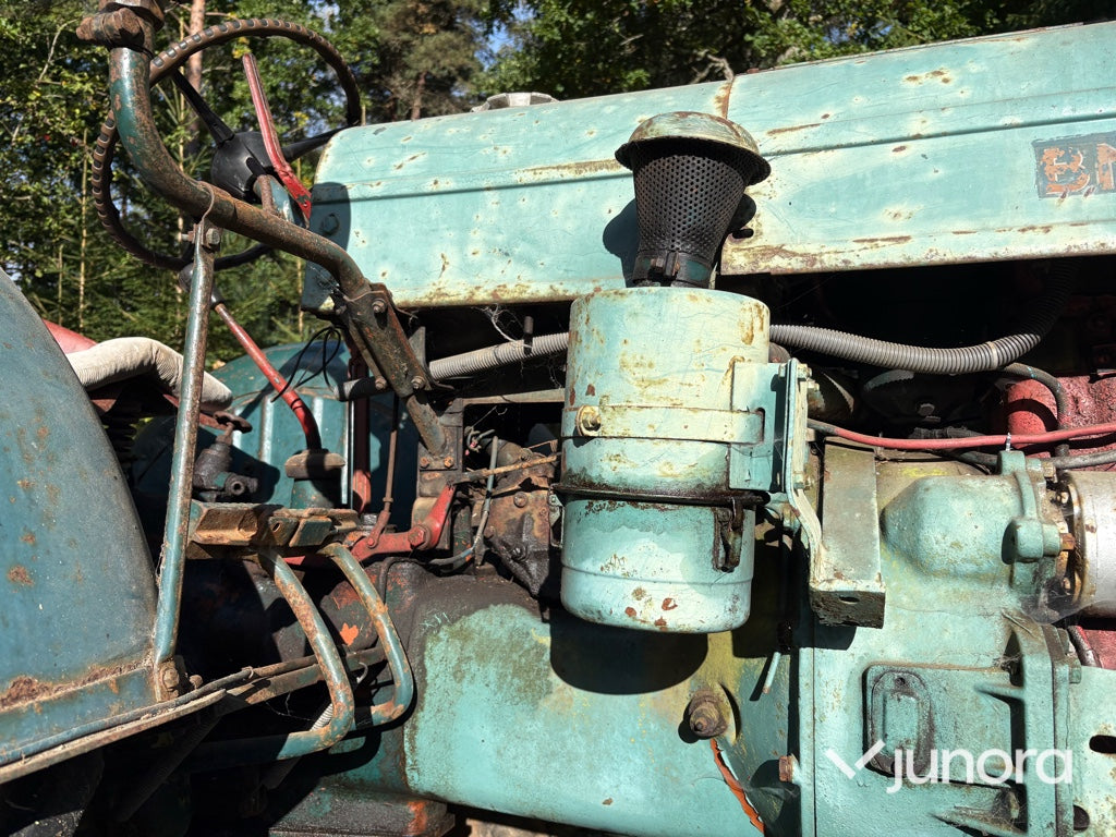Veterantraktor Volvo BM Victor 230