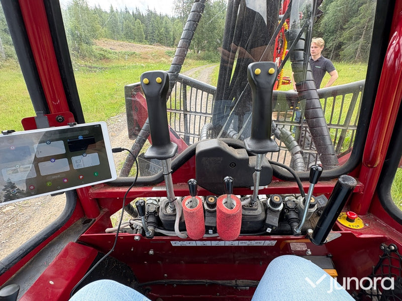 Alstor 840 PRO 8x8 – Skotare/Skördare