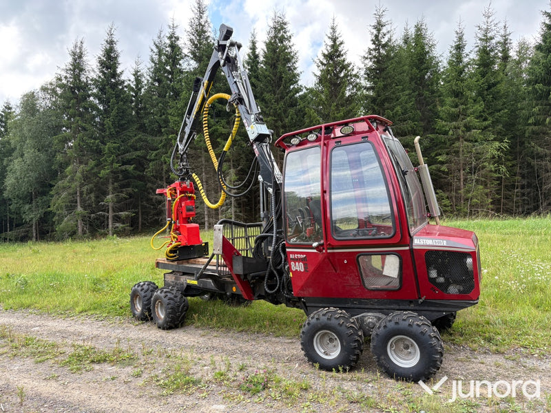 Alstor 840 PRO 8x8 – Skotare/Skördare