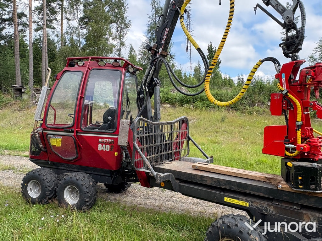 Alstor 840 PRO 8x8 – Skotare/Skördare