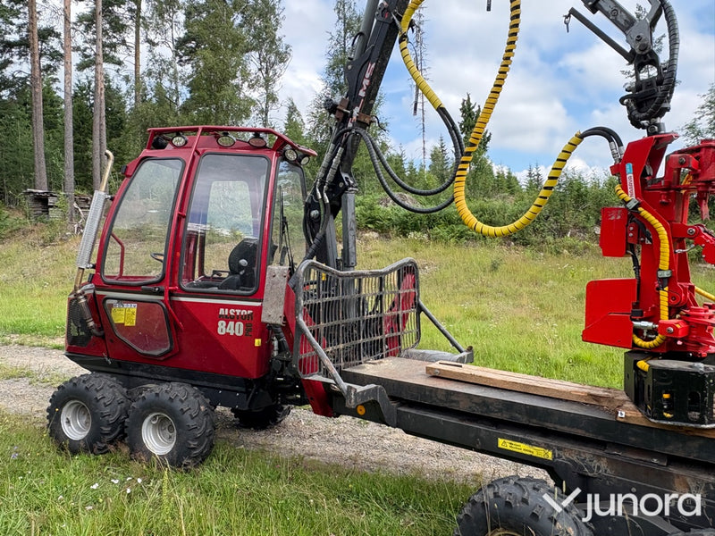 Alstor 840 PRO 8x8 – Skotare/Skördare