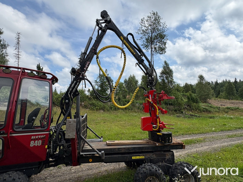 Alstor 840 PRO 8x8 – Skotare/Skördare