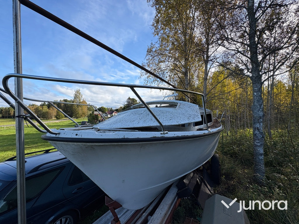 Renoveringsobjekt båt