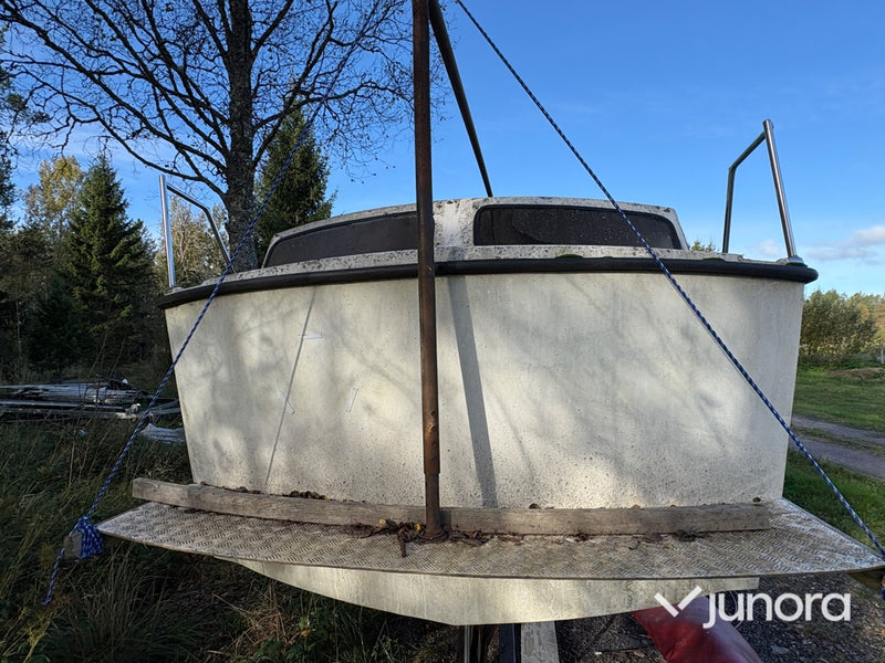 Renoveringsobjekt båt