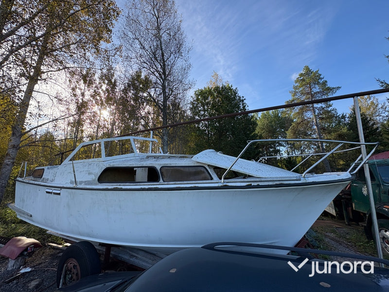 Renoveringsobjekt båt