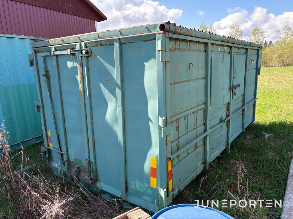 Sopcontainer med tak