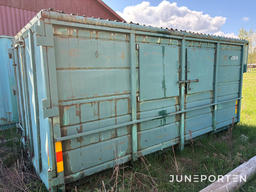 Sopcontainer med tak