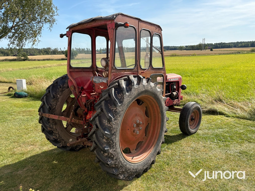 Traktor - Volvo BM Buster 400