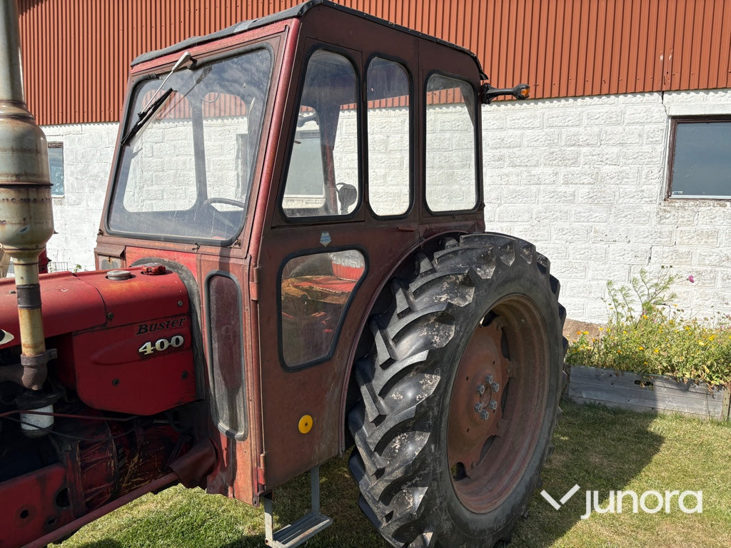 Traktor - Volvo BM Buster 400