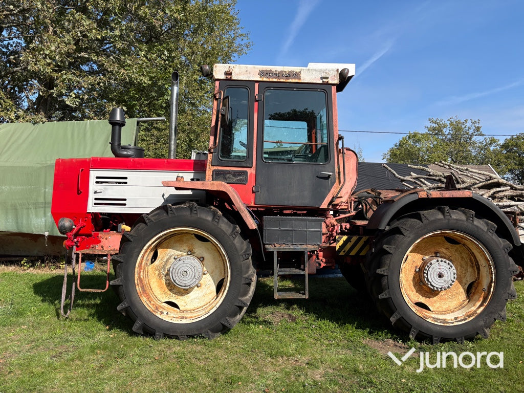 Traktor Belarus T-150K