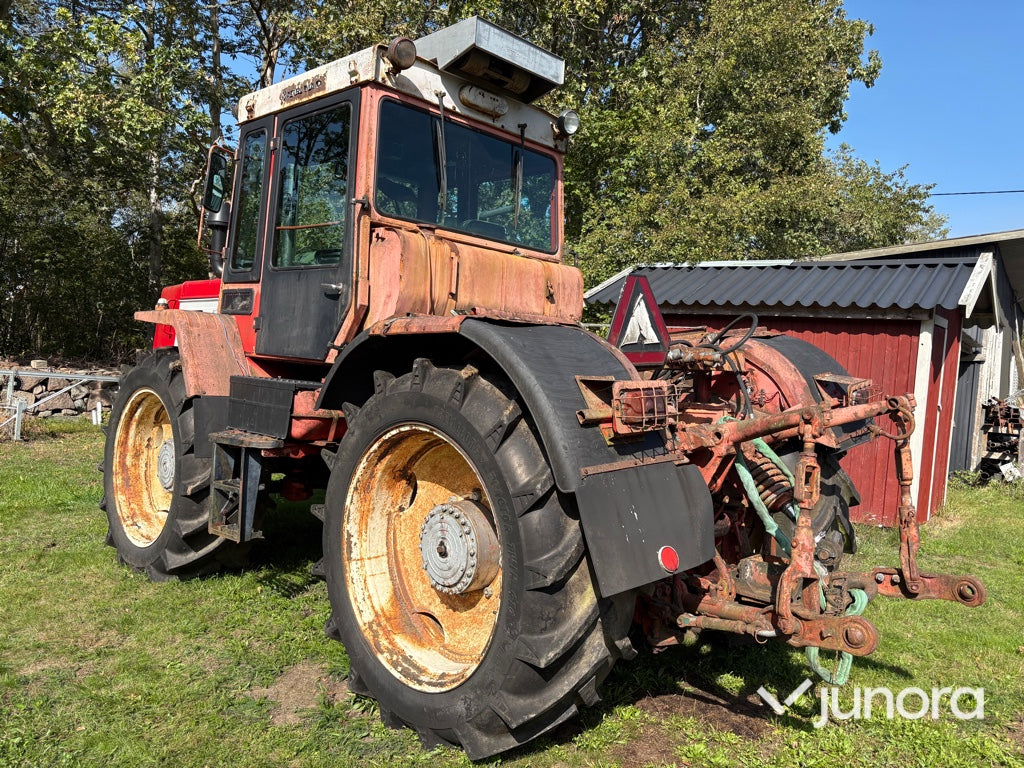 Traktor Belarus T-150K