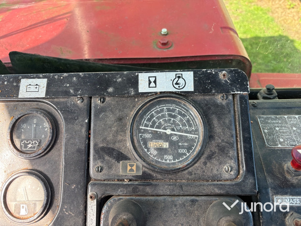 Traktor Belarus T-150K
