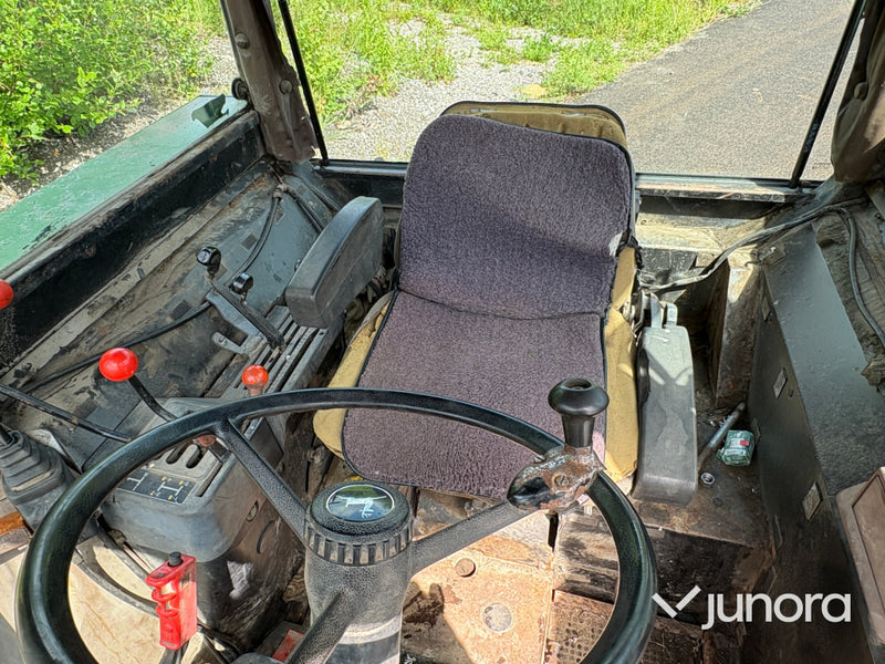 John Deere 2650