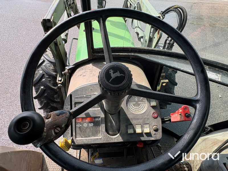 John Deere 2650