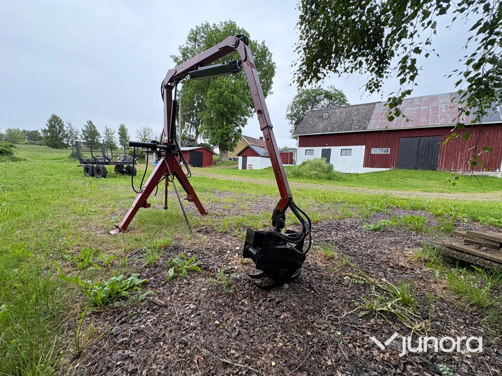 Skogskran med grip - METSALOY, MKT 1600