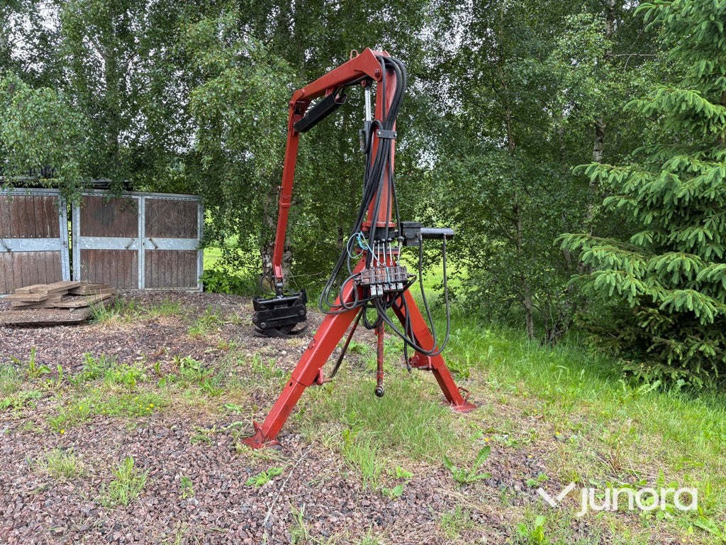 Skogskran med grip - METSALOY, MKT 1600