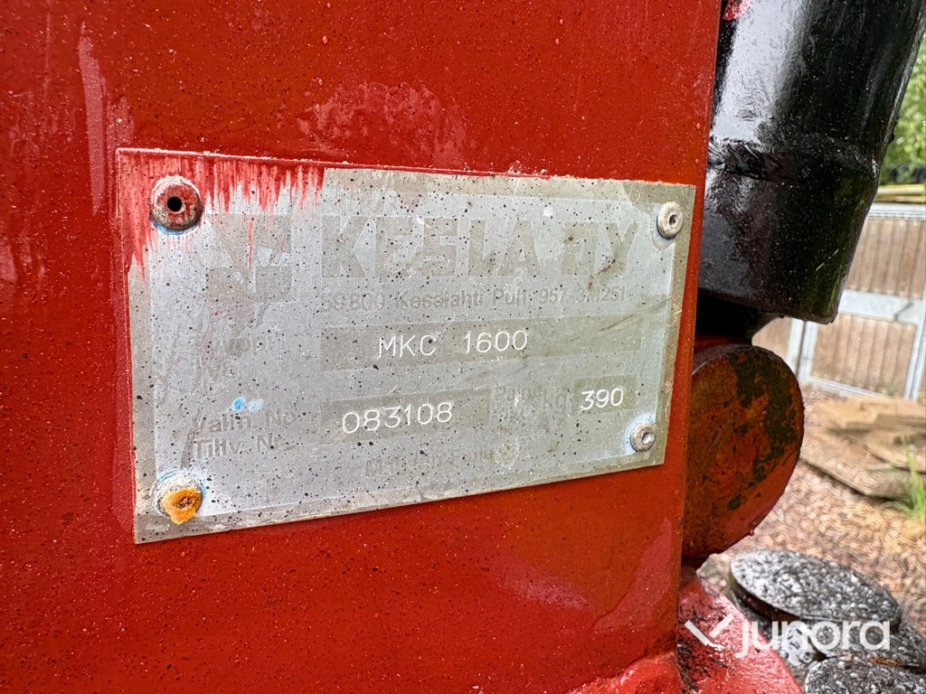 Skogskran med grip - METSALOY, MKT 1600