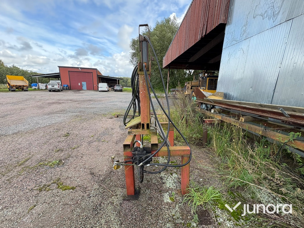 Vedklipp med transportband