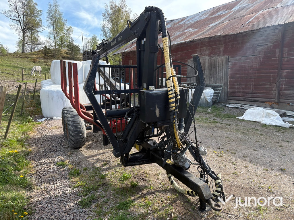 Skogsvagn med kran - Nokka, HK 3467